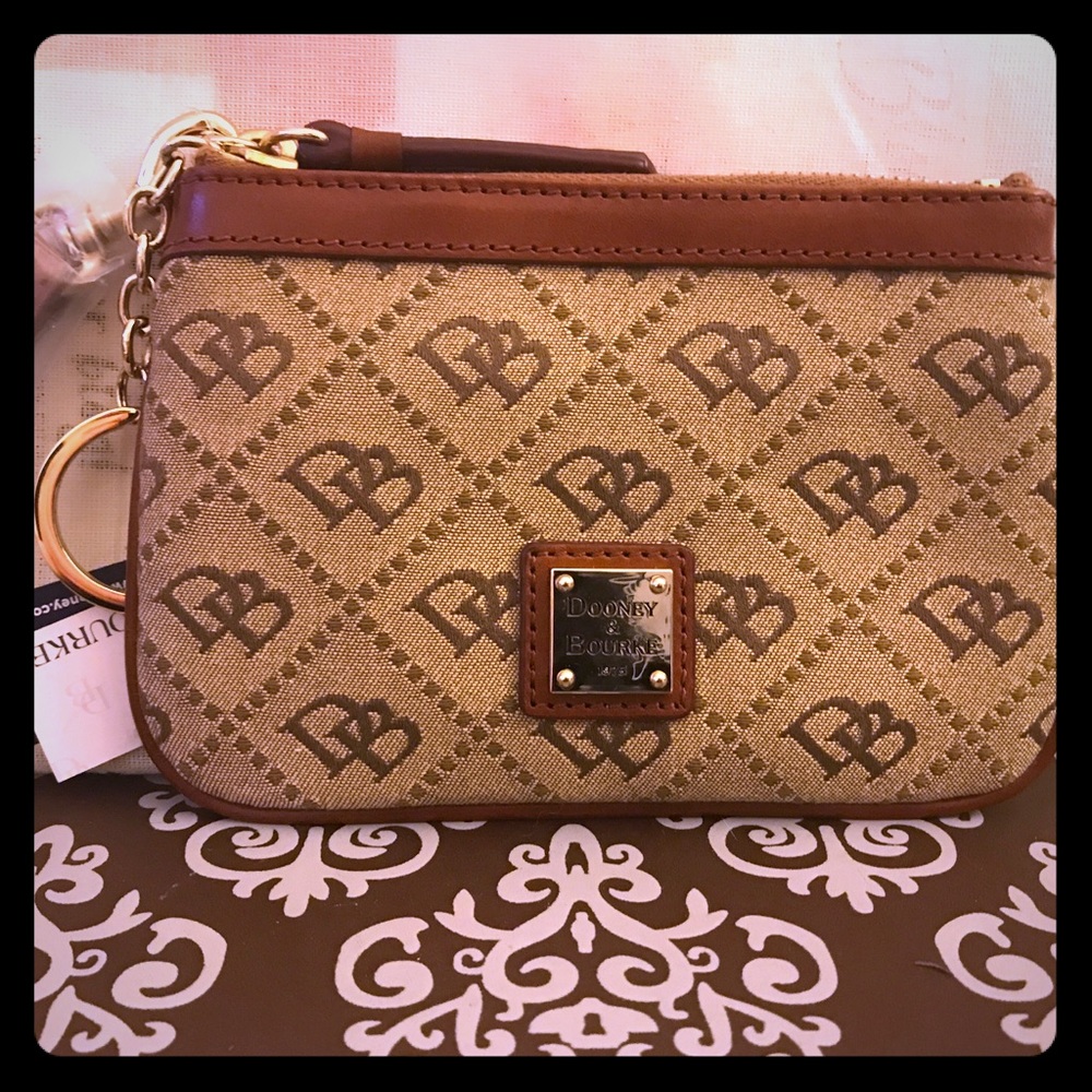 NWT D&B wristlet